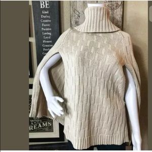 Market and Spruce Small Mae Sweater Poncho Cream